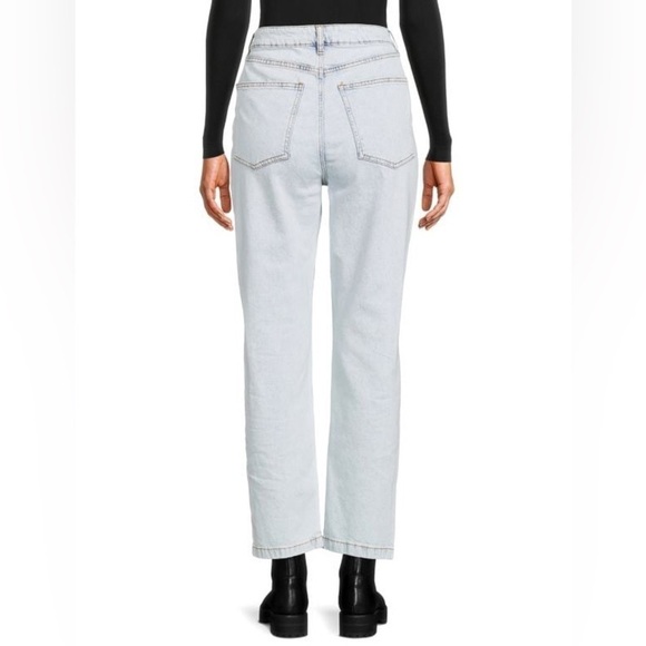 WEWOREWHAT
High-Rise Curvy Cropped Straight Leg Jeans 27 - Picture 2 of 5